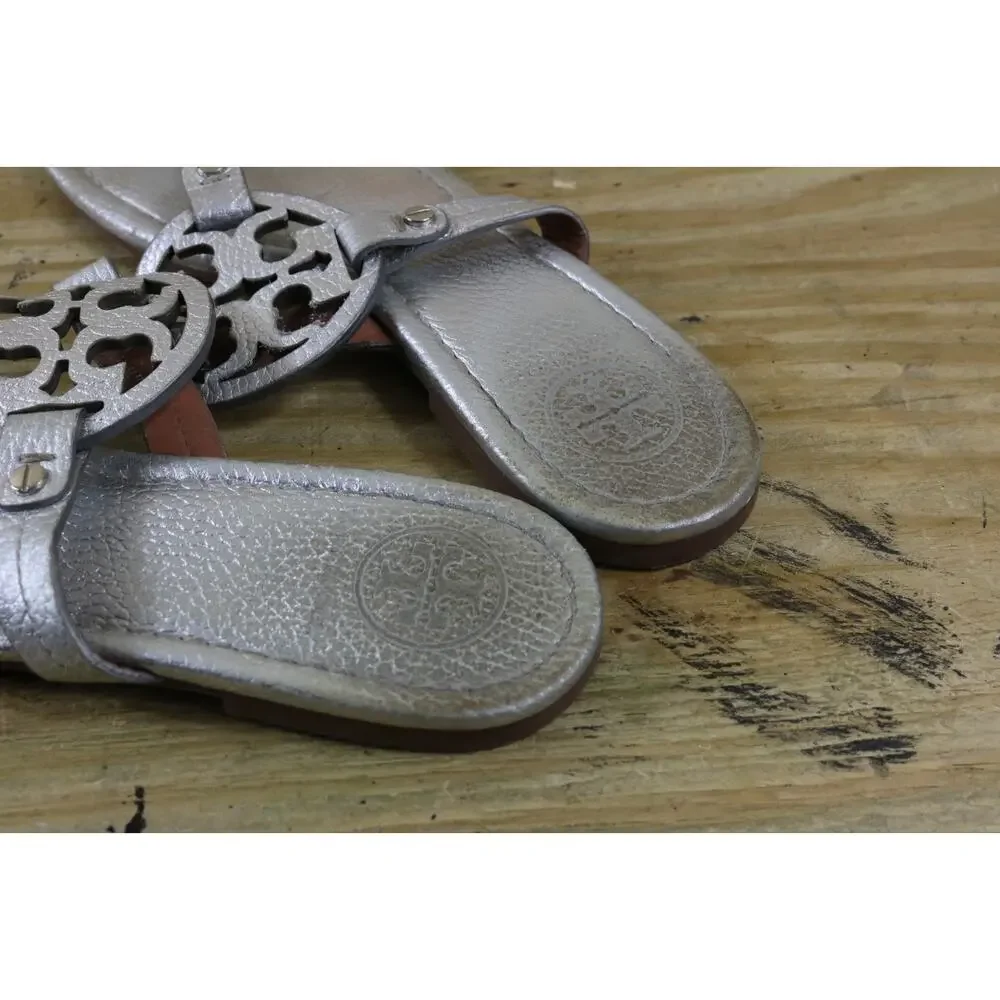 Tory Burch Sandals 7.5M Silver Leather Miller Logo Thong Shoes Flats